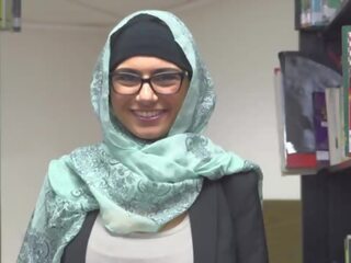 Mia khalfia - arab seductress szalagok meztelen -ban egy könyvtár éppen mert ön