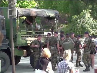 Eiffel tower ekstrem masyarakat kotor video seks tiga orang di paris perancis