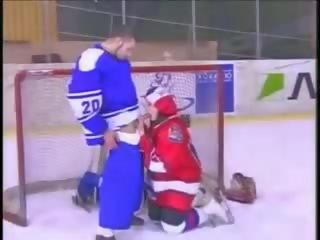 Ghiaccio hockey giocare e scopata clip