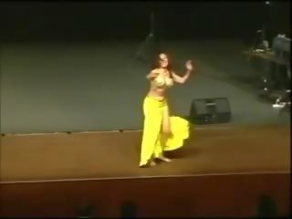Dina 舞蹈家 埃及的 arabic 3