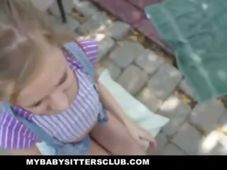 Mybabysittersclub - menue bébé modèle surprit masturbation