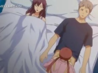 Adolescente 3d anime miúda combate sobre um grande pica-pau