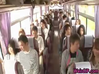 Śmieszne prawdziwy azjatyckie laski są trwa za autobus tour część 1
